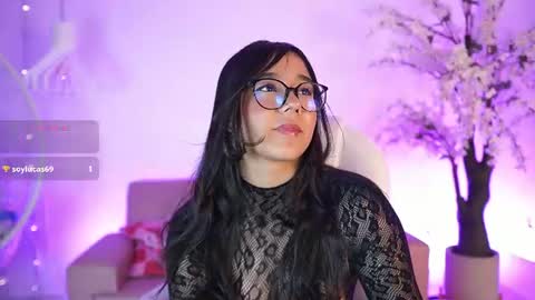 violetjonesx online show from July 15, 11:37 am