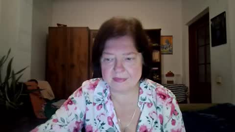 violetpulse online show from November 12, 2:41 pm