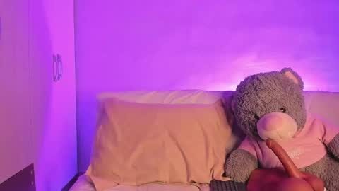 violeta online show from February 17, 3:49 am