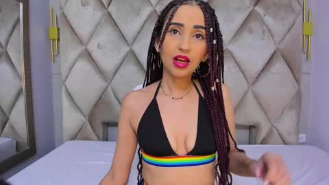 Violett  online show from March 5, 8:18 pm