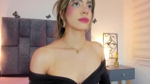 Snapshot of violetta_ficher chatting on September 23, 2:27 am Violetta Ficher online show from September 23, 2:27 am