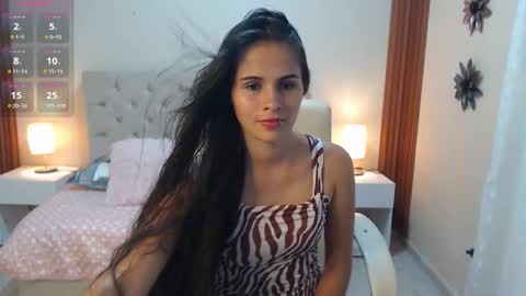 violetta_skinny_ online show from February 15, 3:31 am