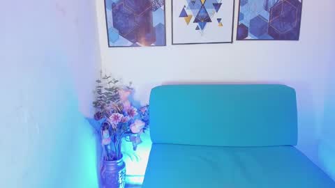 Snapshot of violetta_tss chatting on October 19, 5:50 pm Princess Violet Valerious Follow me IGX violetvalerious online show from October 19, 5:50 pm