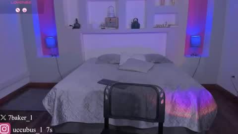 ViolettaBaker online show from September 9, 7:36 pm