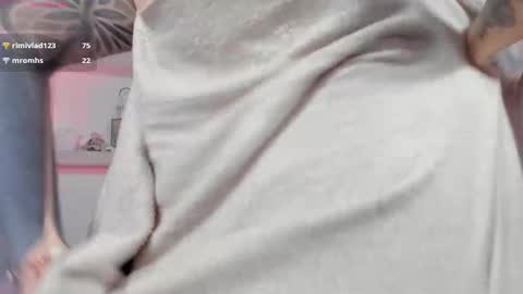 ViolettaBaker online show from October 7, 8:05 pm