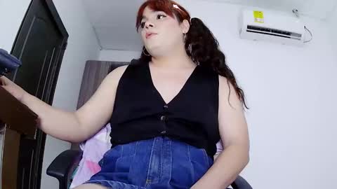 violettacam69 online show from November 3, 10:27 am