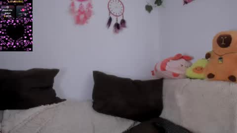 Snapshot of violetteramirez01 chatting on October 11, 6:22 pm Violette online show from October 11, 6:22 pm