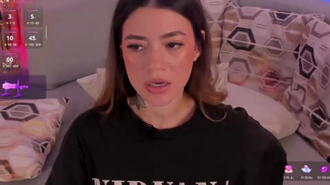 Snapshot of violetthansson chatting on March 8, 1:50 am Violett online show from March 8, 1:50 am