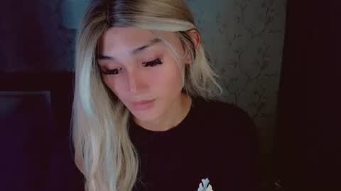 Pearl online show from February 26, 5:44 am