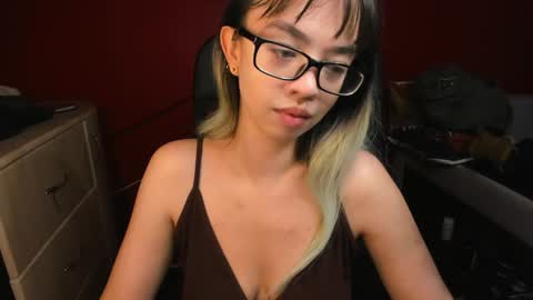 Zoe online show from October 21, 6:55 pm