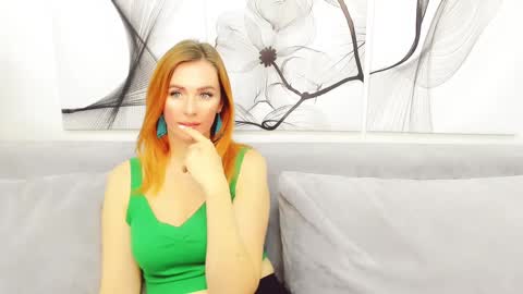 Snapshot of vita_flowen chatting on February 25, 8:36 am Vita online show from February 25, 8:36 am