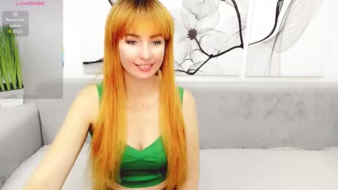 Snapshot of vita_flowen chatting on October 14, 5:10 am Vita online show from October 14, 5:10 am