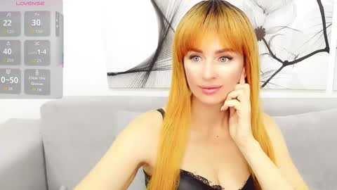 Snapshot of vita_flowen chatting on October 7, 5:14 am Vita online show from October 7, 5:14 am