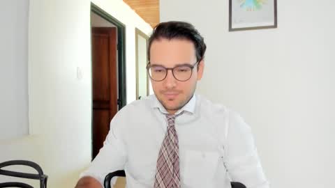 Vito Ferrer online show from March 16, 3:49 pm