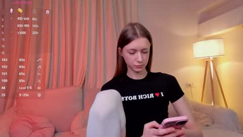 just Vi online show from March 6, 11:53 am