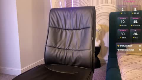 Vivian Evans online show from March 17, 5:45 am