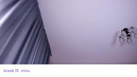 vivian_qwerty online show from March 1, 7:19 am