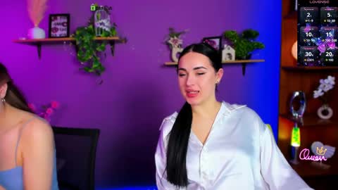 vivy_star online show from April 22, 6:48 pm