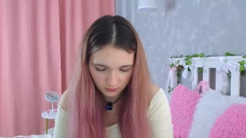 vivyboo111 online show from May 27, 9:34 pm