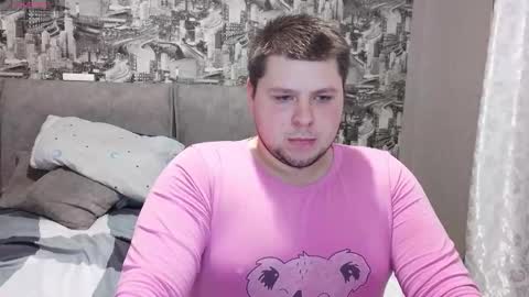 Volshebnik1302 online show from January 19, 2:32 am