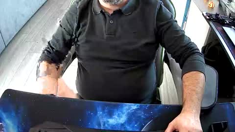 Snapshot of vonele chatting on October 17, 1:15 pm Vonn online show from October 17, 1:15 pm