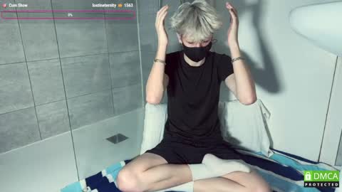 vornyx online show from April 10, 4:29 am