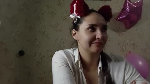 voulezvous_angel online show from February 14, 4:10 pm