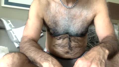 Enjoy guys of all ages if you are not on cam please dont ask for requests if i dont respond dont think im ignoring you i online show from February 28, 11:56 pm