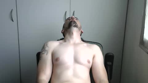 Snapshot of vulgarismagistral15 chatting on October 16, 8:40 pm Vulgaris online show from October 16, 8:40 pm