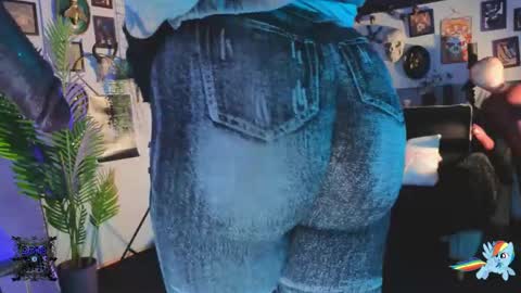 Ada online show from May 23, 9:16 am
