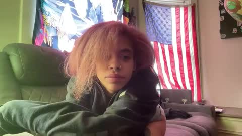 vveejay online show from October 18, 5:39 pm