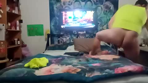 vvmm8783 online show from October 18, 4:22 pm