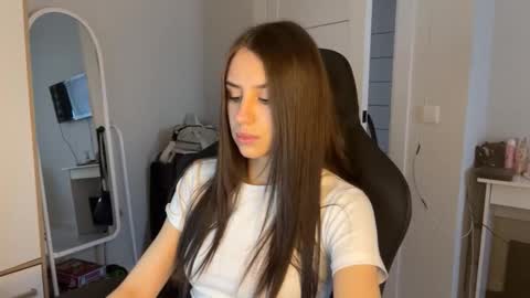 Arina online show from March 22, 9:35 am