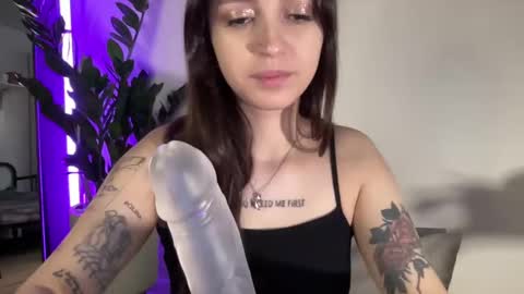 Alice  Before pvt write to me in PM  online show from March 3, 10:42 pm