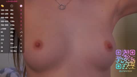 Snapshot of waki_fuckie chatting on October 8, 4:46 pm Lina online show from October 8, 4:46 pm