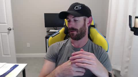 Snapshot of waldooflocksley chatting on October 3, 2:10 am WaldoOfLocksley online show from October 3, 2:10 am