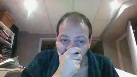 walker033 online show from February 3, 4:25 am