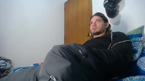 walnniel_concordia online show from April 18, 5:42 am