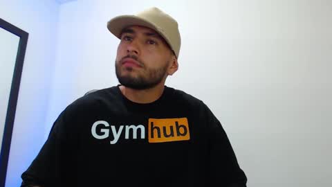 Snapshot of walter_brownn01 chatting on January 21, 7:06 pm WALTER BROWN  online show from January 21, 7:06 pm