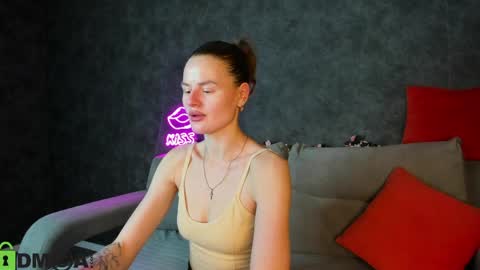 Wanda online show from March 26, 3:39 pm