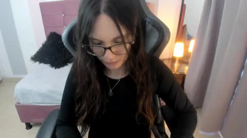 Alexandra online show from September 25, 7:10 pm