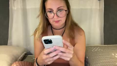 Jade  Adonis online show from June 6, 2:50 am