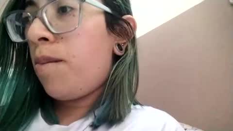 Waningrose  Lu online show from October 7, 10:28 pm