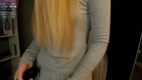 Samanta online show from March 1, 9:30 pm