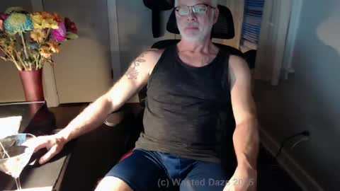 Snapshot of wasted_daze_ chatting on February 27, 11:37 pm wasted_daze_ online show from February 27, 11:37 pm