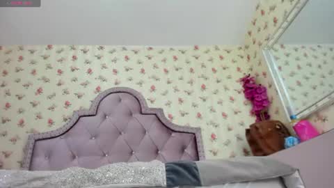 Milf Latina online show from July 13, 1:26 pm