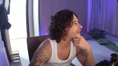 wave_boyy online show from April 5, 9:12 pm