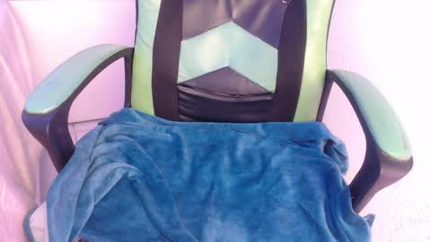 Trixie 3 online show from September 17, 4:10 pm