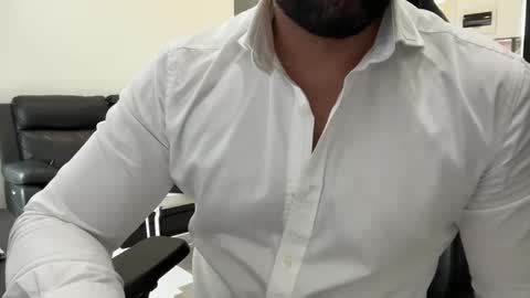 Weapon X online show from February 19, 10:31 pm