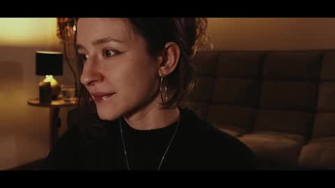 Coraline online show from December 8, 6:06 pm